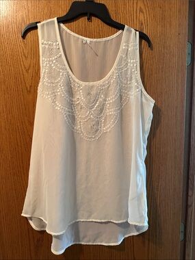 Studio Y White Chiffon Beaded Scoop Neck Camisole